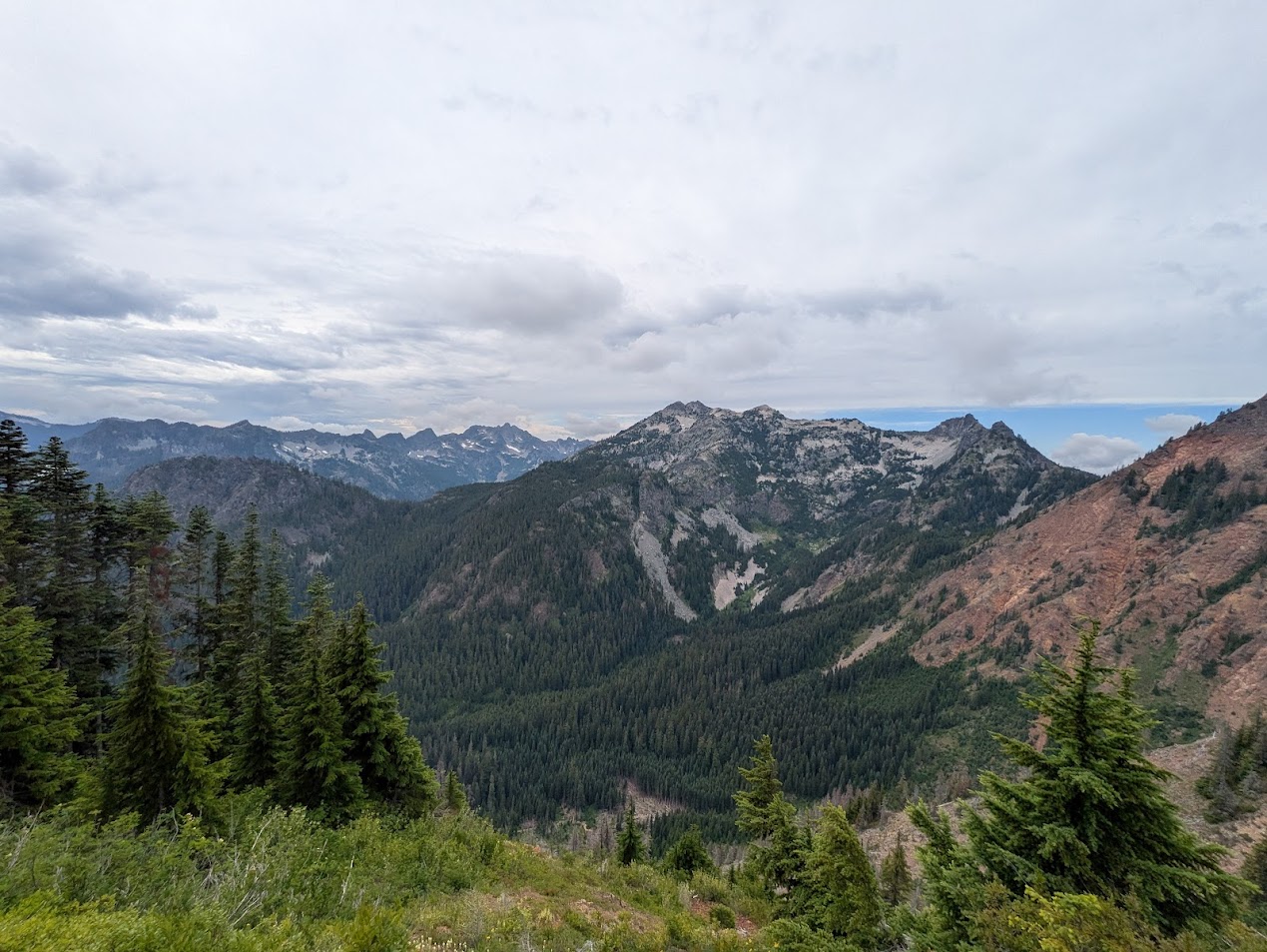 alpine lakes wilderness view