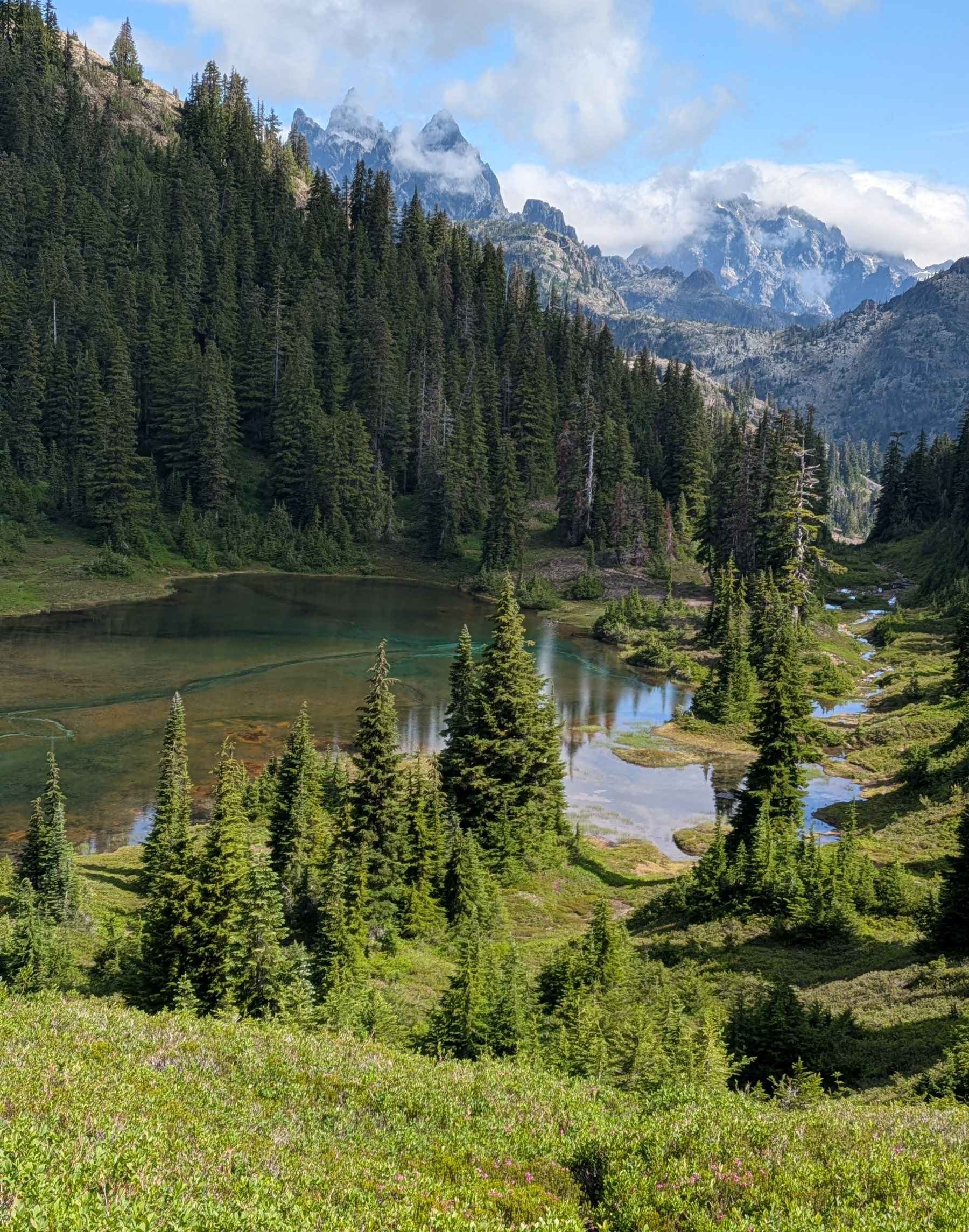 park lakes in alpine lakes wilderness